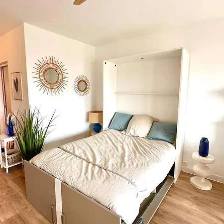 Vue A 100m De La Et Son Parkin Privée Appartement *