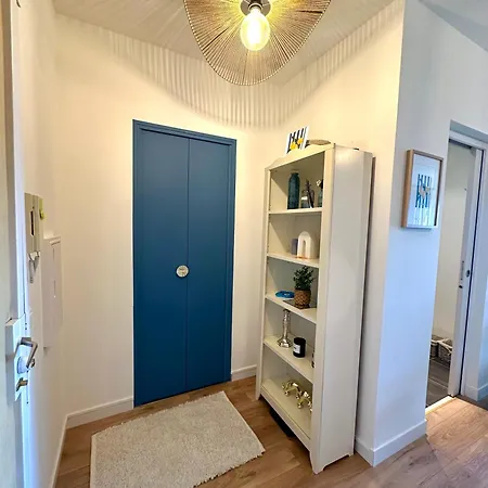 Vue A 100m De La Et Son Parkin Privée Appartement Cannes